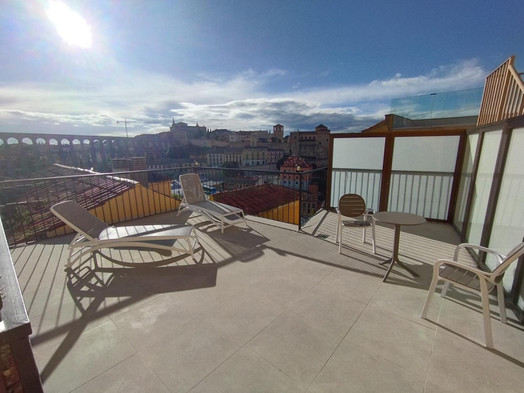 Hotel Ele Acueducto Σεγκόβια Εξωτερικό φωτογραφία
