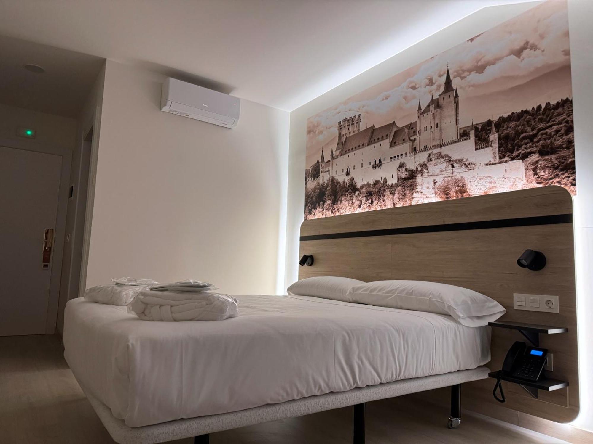 Hotel Ele Acueducto Σεγκόβια Εξωτερικό φωτογραφία