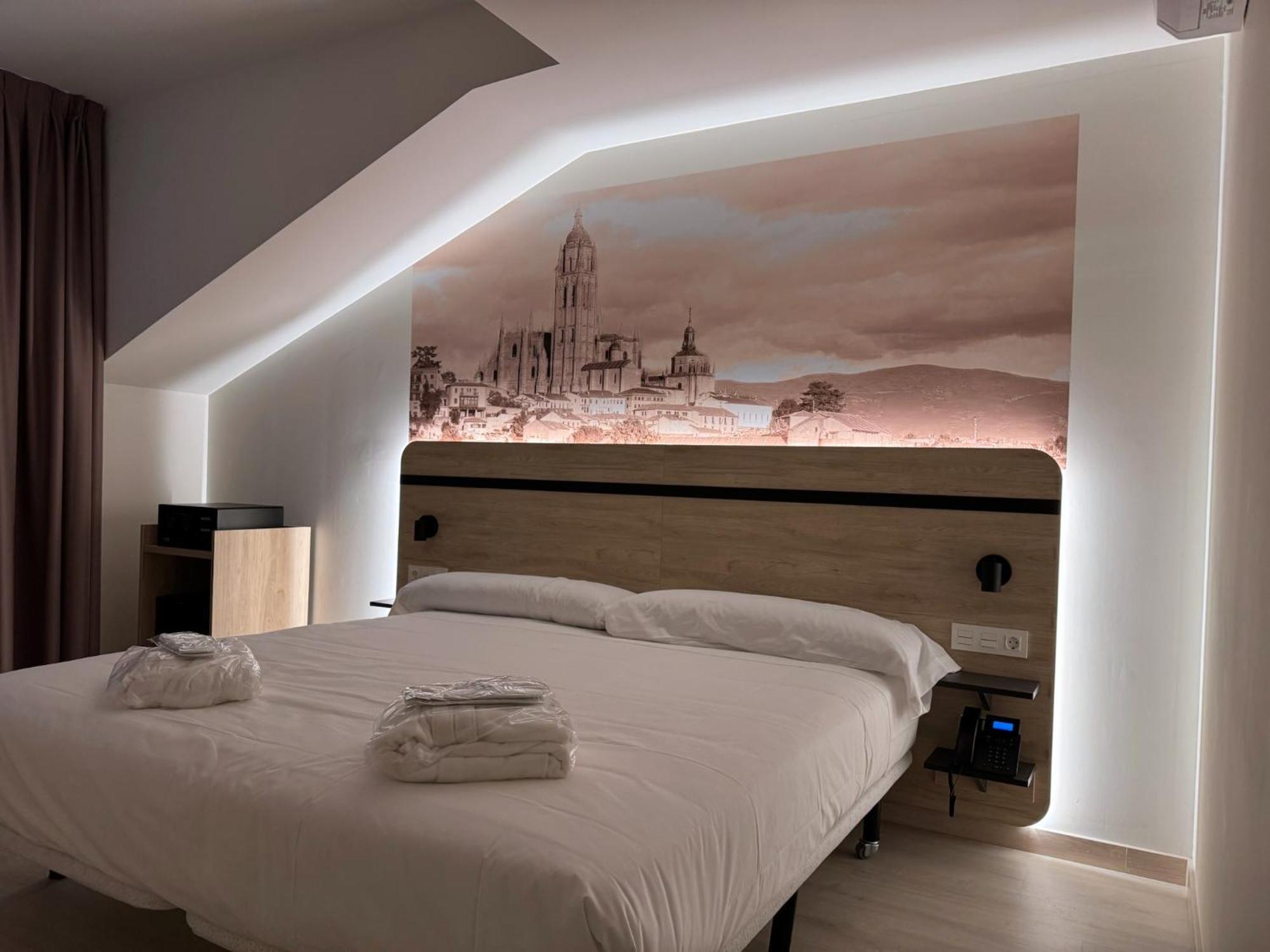 Hotel Ele Acueducto Σεγκόβια Εξωτερικό φωτογραφία